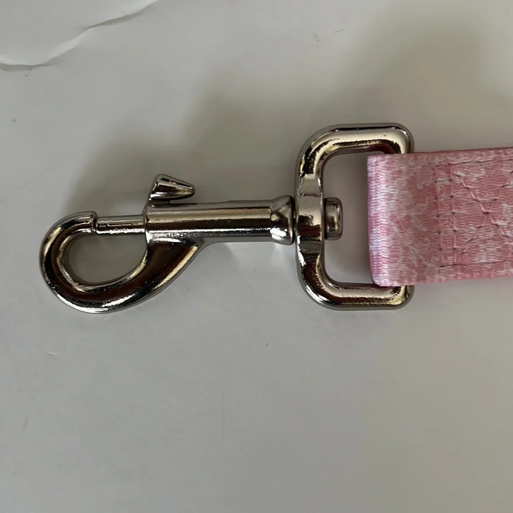 Doghaus Pink “Floral Pattern ” Leash